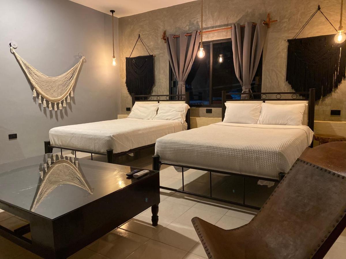 Ariche Valladolid Hotel & Hostal מראה חיצוני תמונה